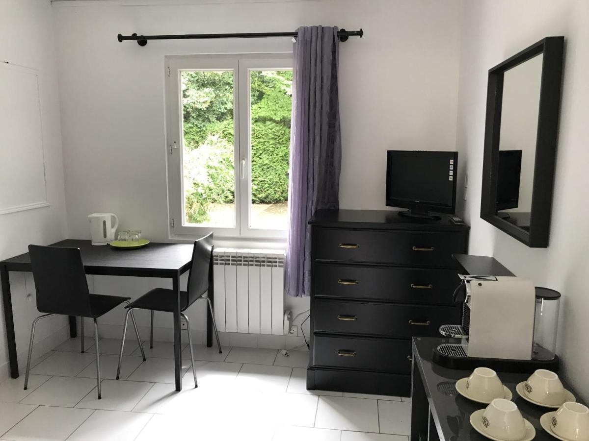 Maison De Longde-Appartement Avec 2 Chambres Villejuif Esterno foto